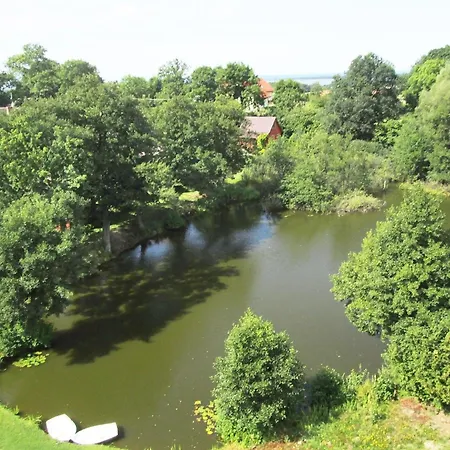 Dorf Stille - Huetten In Den Gaerten Magra -natur *